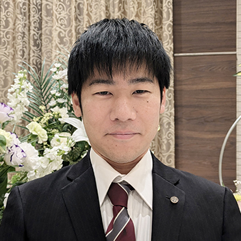 広島市で葬儀・葬式・家族葬ができる式場 家族葬の広仏 長束のスタッフ